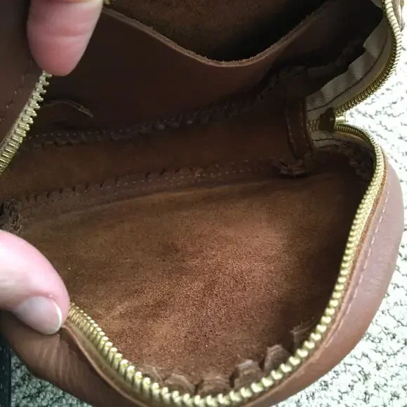 Portland Leather Circle Crossbody - Picture 6 of 7